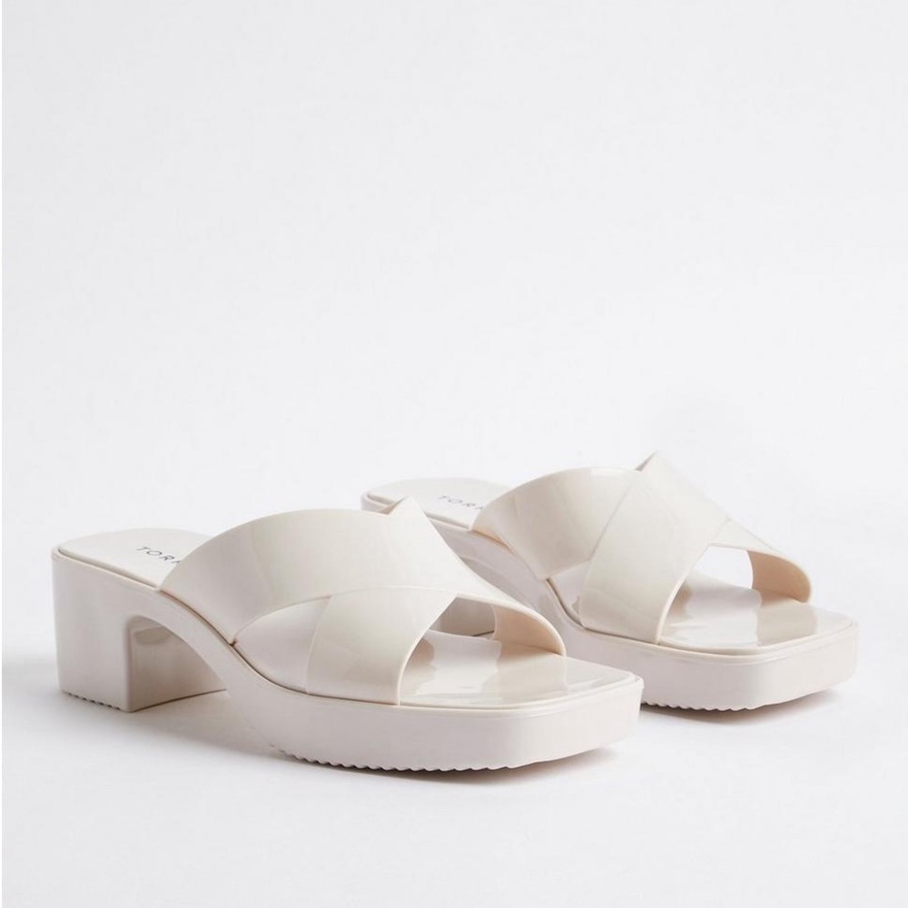 torrid jelly sandals